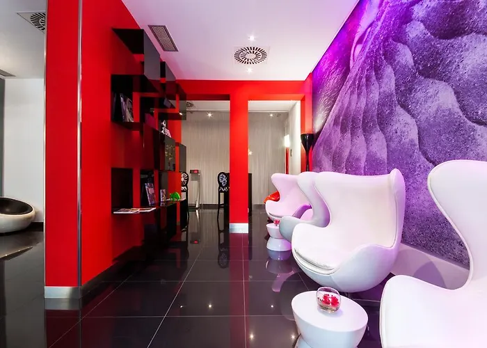 Otel Bcn Design 5*