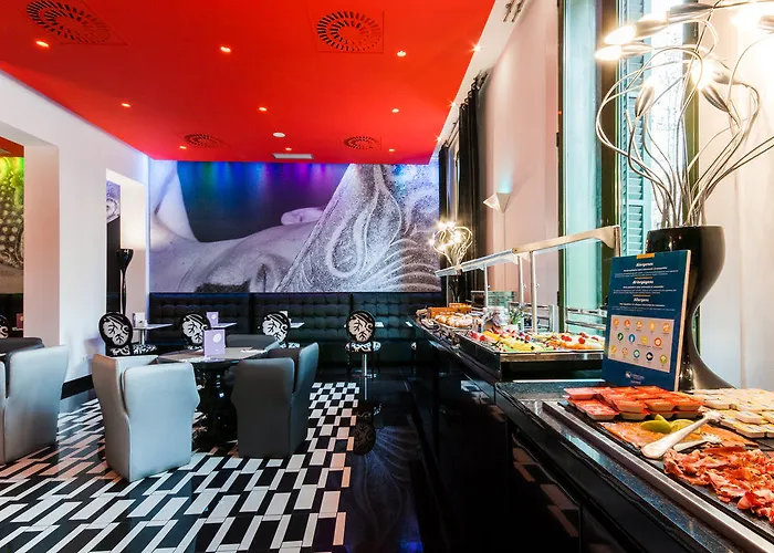 Bcn Design Otel 5*